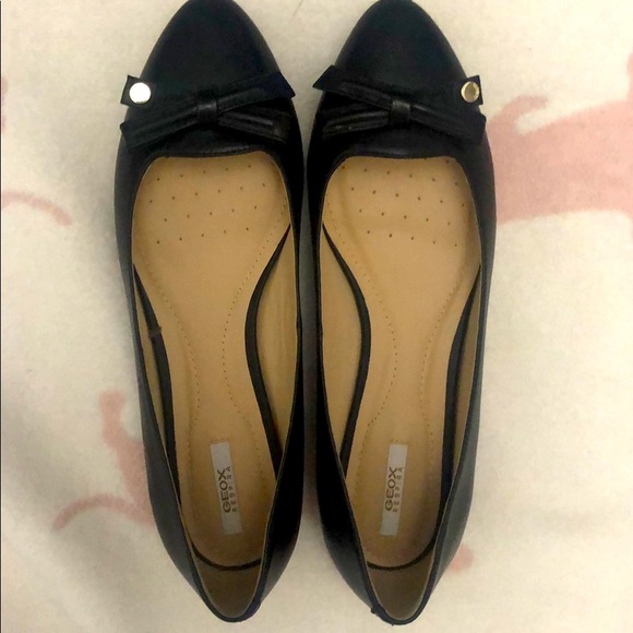 Geox—Black leather Flats, Pointed, US6 - Picture 1 of 5